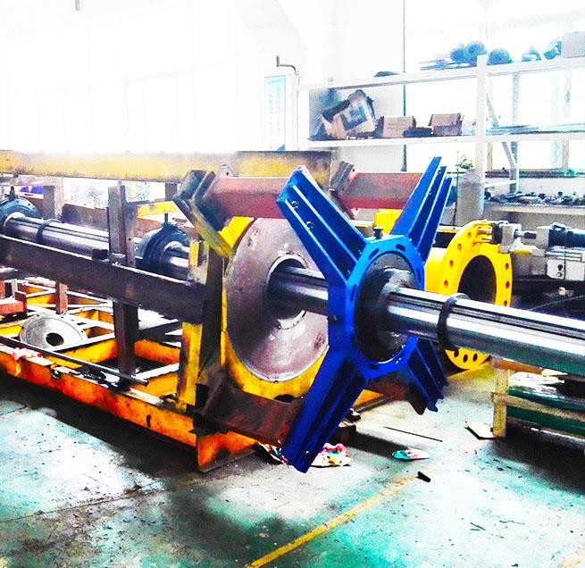 Gatreparatiemachine