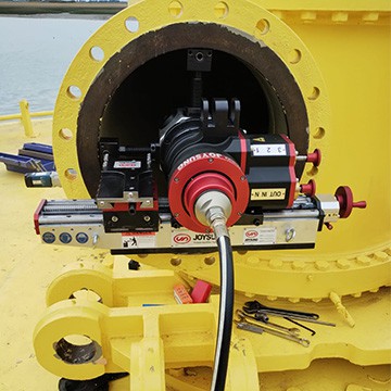 FDG1000 Draagbaar Flens Facing Machine Put Into Operation in Argentinië